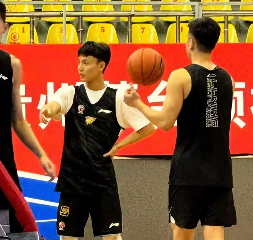 给年轻球员, 位数